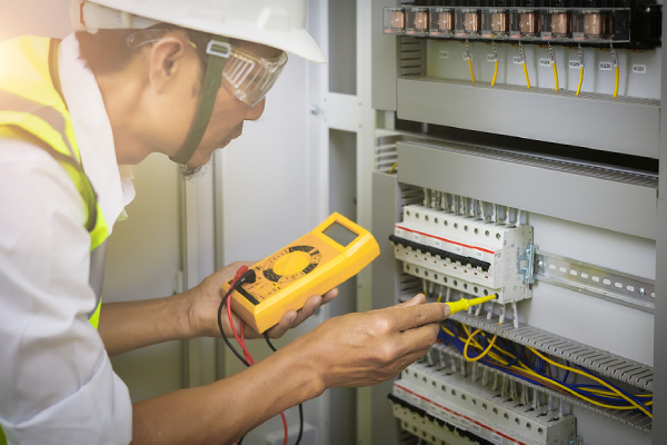 The Importance of Regular AVR Maintenance For Generators